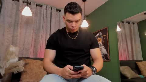 Snapshot of jakee_tyler chatting on 12/18/25, 07:31 Jake Tyler online show from 12/18/25, 07:31