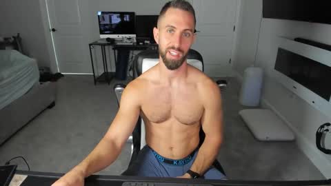 Snapshot of jakeorion chatting on 04/22/26, 03:46 Jake Orion online show from 04/22/26, 03:46