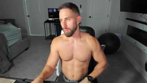 Snapshot of jakeorion chatting on 05/25/26, 05:08 Jake Orion online show from 05/25/26, 05:08