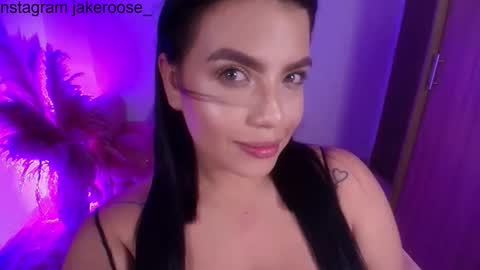 jaquelin online show from 11/10/25, 09:47