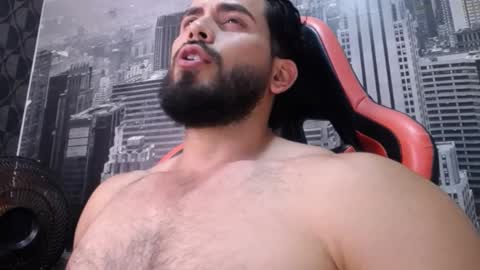 Snapshot of jakeskye chatting on 01/21/25, 01:29 JakeSkye online show from 01/21/25, 01:29