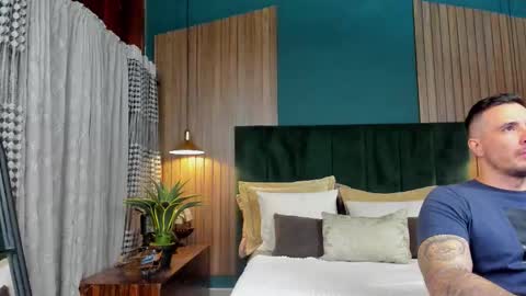 jakestone_1 online show from 11/22/25, 01:04