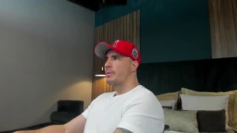 jakestone_1 online show from 11/27/25, 01:18