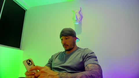 Snapshot of jakestone_1 chatting on 04/17/26, 02:14 jakestone_1 online show from 04/17/26, 02:14