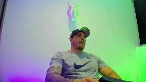 Snapshot of jakestone_1 chatting on 05/08/26, 02:39 jakestone_1 online show from 05/08/26, 02:39