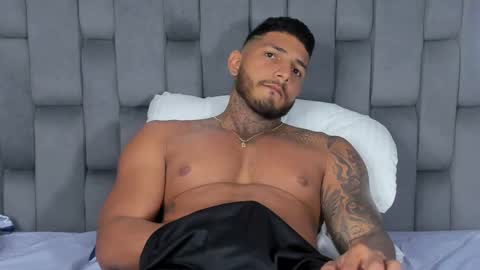 my name is sebas If you come here dont hesitate to say hello Im a guy who really likes having conversations and having hot online show from 02/15/25, 12:59