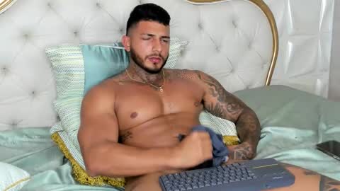my name is sebas If you come here dont hesitate to say hello Im a guy who really likes having conversations and having hot online show from 03/02/25, 09:32