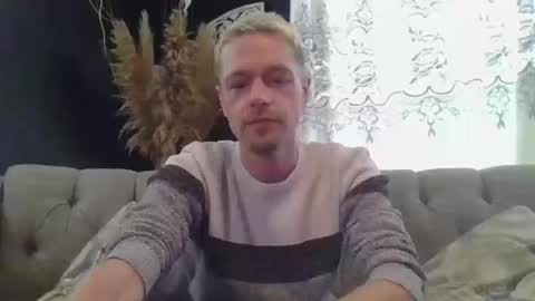 jakjakrabbit online show from 10/12/25, 08:08