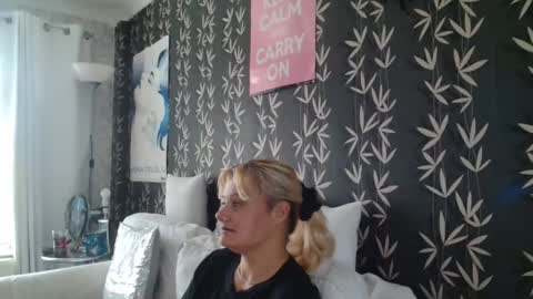 Snapshot of jakkilouise chatting on 09/10/25, 03:01 JAKKI LOUISE pornstar online show from 09/10/25, 03:01