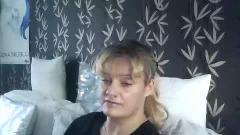 Snapshot of jakkilouise chatting on 11/13/25, 02:38 JAKKI LOUISE pornstar online show from 11/13/25, 02:38