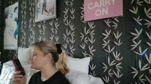 Snapshot of jakkilouise chatting on 11/15/25, 02:13 JAKKI LOUISE pornstar online show from 11/15/25, 02:13