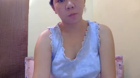 jalaiza01 online show from 09/19/25, 12:12