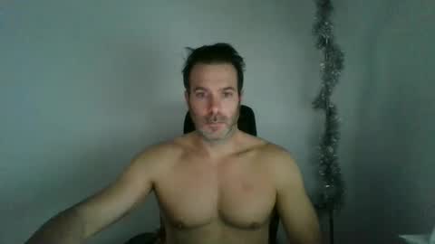 Snapshot of jam3s5959 chatting on 01/13/25, 11:08 jam3s5959 online show from 01/13/25, 11:08