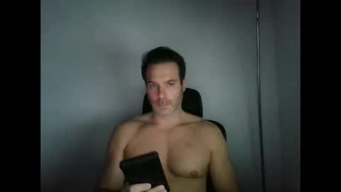 Snapshot of jam3s5959 chatting on 02/04/25, 10:02 jam3s5959 online show from 02/04/25, 10:02