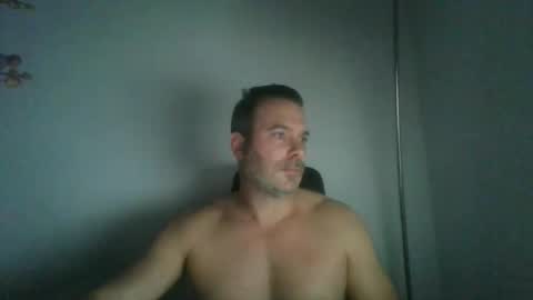 Snapshot of jam3s5959 chatting on 04/28/26, 10:15 jam3s5959 online show from 04/28/26, 10:15