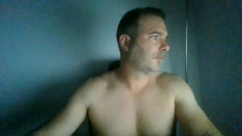 Snapshot of jam3s5959 chatting on 06/22/26, 08:33 jam3s5959 online show from 06/22/26, 08:33