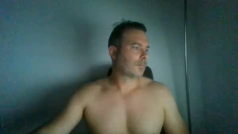 Snapshot of jam3s5959 chatting on 06/27/26, 11:37 jam3s5959 online show from 06/27/26, 11:37