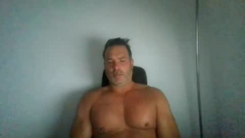 Snapshot of jam3s5959 chatting on 07/20/26, 01:35 jam3s5959 online show from 07/20/26, 01:35