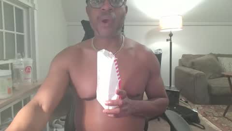 Snapshot of jamalbond007 chatting on 11/16/25, 06:41 Jamal aka Jamal Hefner bbc black goodmeat ebony losangeles dayton atlanta online show from 11/16/25, 06:41
