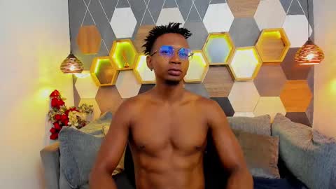   online show from 03/02/25, 07:45