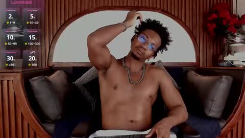 Snapshot of jamalmyst_ chatting on 05/26/26, 09:00 online show from 05/26/26, 09:00