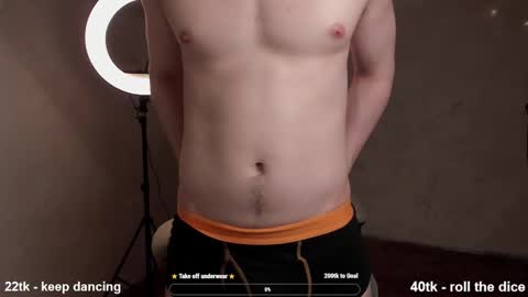 Snapshot of jame_flow chatting on 02/27/25, 03:25 Hey there Im Jame online show from 02/27/25, 03:25