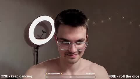 Snapshot of jame_flow chatting on 02/27/25, 06:29 Hey there Im Jame online show from 02/27/25, 06:29