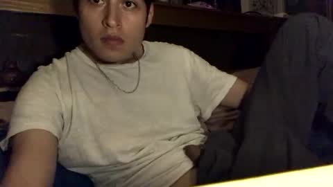 Snapshot of james2002og chatting on 11/30/25, 01:42 james2002og online show from 11/30/25, 01:42