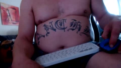 Snapshot of james30cup chatting on 01/06/25, 09:32 what you in too online show from 01/06/25, 09:32