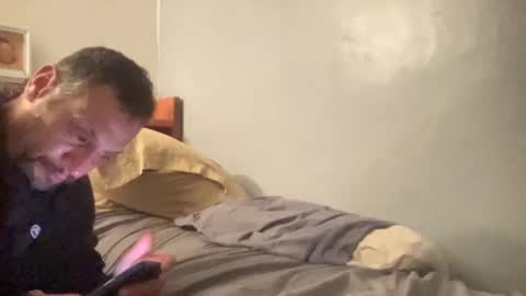 Snapshot of james30cup chatting on 01/18/25, 05:59 what you in too online show from 01/18/25, 05:59