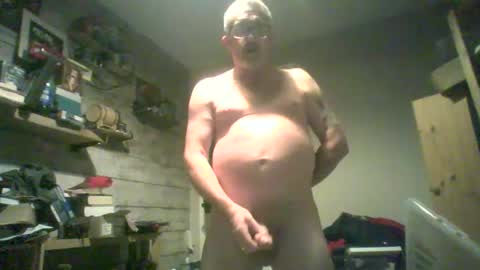 Snapshot of james51592064 chatting on 12/11/24, 02:54 James online show from 12/11/24, 02:54