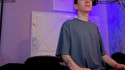 james_adamss_ online show from 03/01/26, 02:57