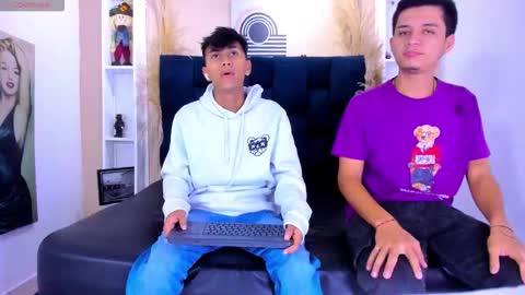 James y Kenet online show from 02/03/26, 11:37