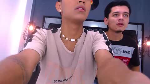 James y Kenet online show from 02/12/26, 02:01