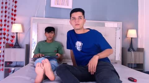 James y Kenet online show from 02/18/26, 07:32