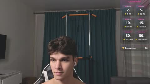 Snapshot of james_friends chatting on 10/16/25, 10:00 James online show from 10/16/25, 10:00