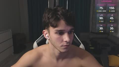 Snapshot of james_friends chatting on 11/04/25, 11:15 James online show from 11/04/25, 11:15