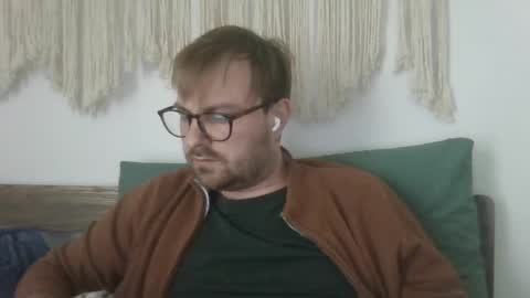 Snapshot of james_heron chatting on 03/06/25, 04:07 James Heron online show from 03/06/25, 04:07