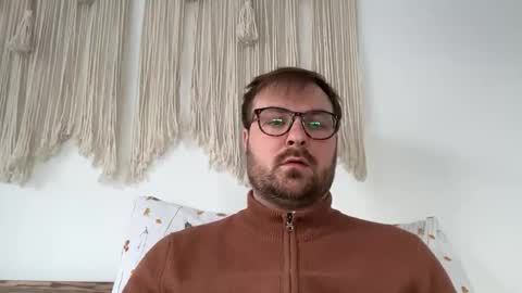 Snapshot of james_heron chatting on 03/28/26, 10:37 James Heron online show from 03/28/26, 10:37