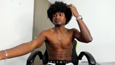 james_makony_1 online show from 12/19/24, 10:56