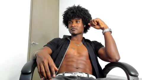 james_makony_1 online show from 12/22/24, 01:34