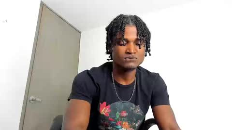 james_makony_1 online show from 01/08/25, 04:12