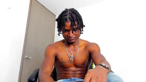 james_makony_1 online show from 01/10/25, 05:05