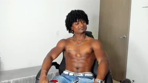 james_makony_1 online show from 02/12/25, 05:47