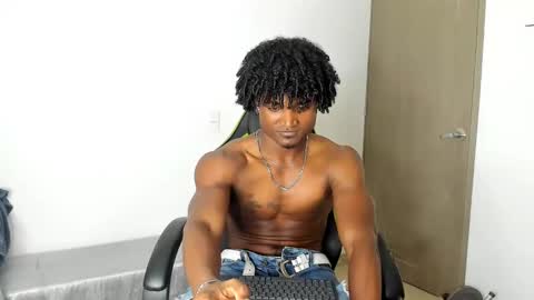 james_makony_1 online show from 02/12/25, 08:49