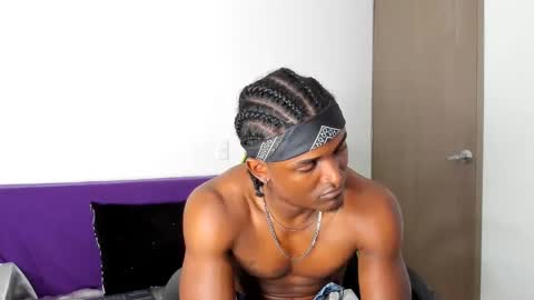 james_makony_1 online show from 02/28/25, 09:47