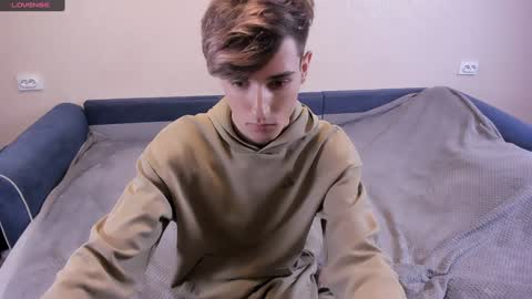 Snapshot of james_mil chatting on 01/31/25, 11:13 James online show from 01/31/25, 11:13