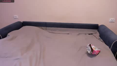 Snapshot of james_mil chatting on 03/06/25, 10:26 James online show from 03/06/25, 10:26