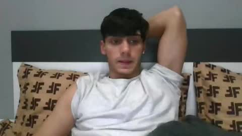 Snapshot of james_qss8 chatting on 12/03/24, 11:46 James online show from 12/03/24, 11:46