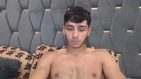 Snapshot of james_qss8 chatting on 09/14/25, 03:00 James online show from 09/14/25, 03:00